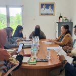 DPKD Lutim Gelar Rapat Teknis Penilaian Perpustakaan Desa