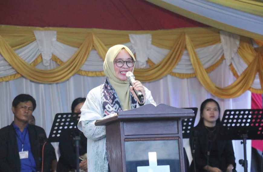 Wabup Puspawati Ajak Jaga Keharmonisan Keluarga di Perayaan Natal 2025