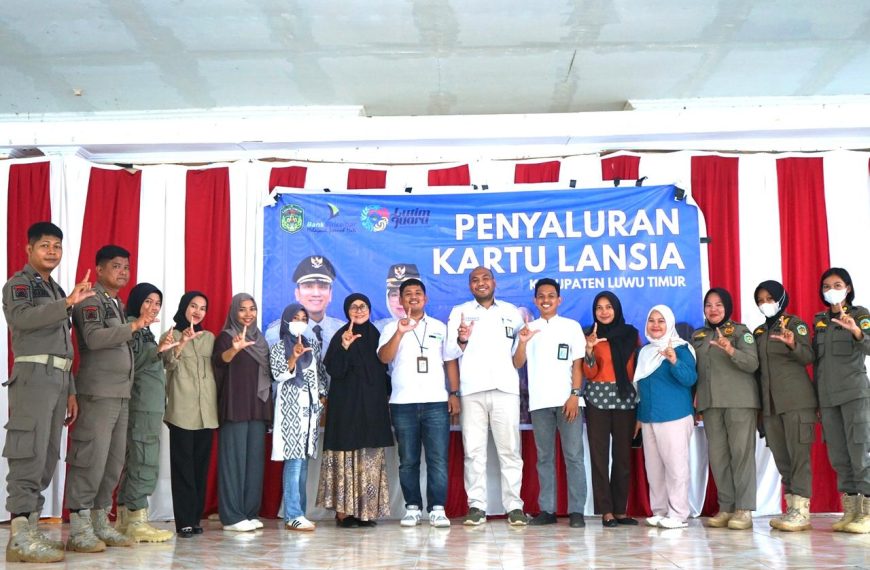 Hari Keempat Penyaluran, Kartu ATM Lansia Dibagikan untuk Delapan Desa di Angkona