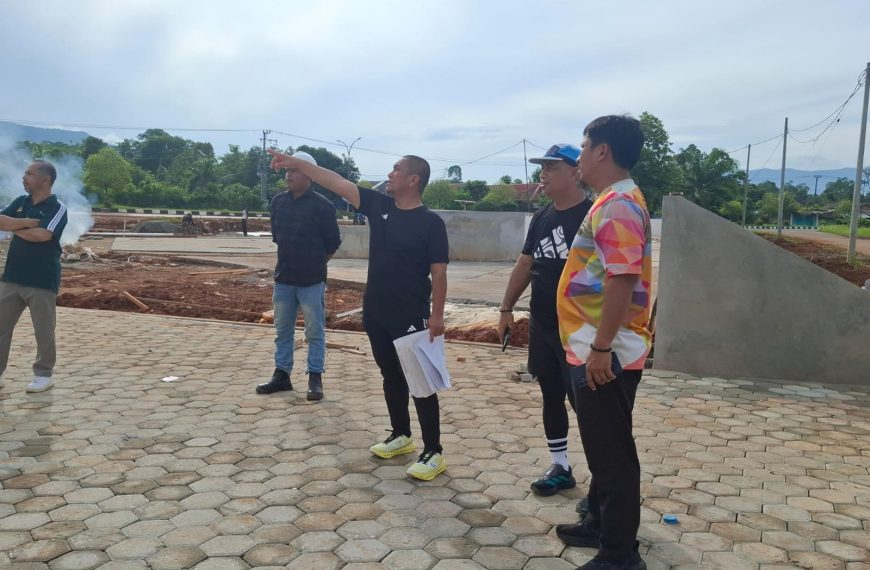 Bupati Luwu Timur Tinjau Sejumlah Proyek Strategis di Malili, Tekankan Kualitas dan Ketepatan Waktu