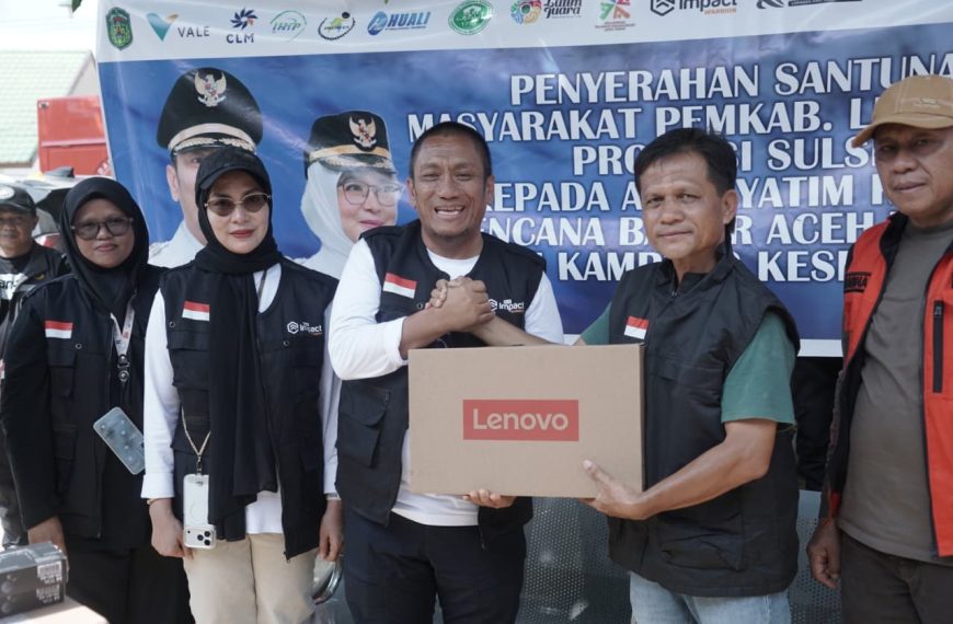 Bupati Luwu Timur Santuni Anak Yatim Korban Bencana Banjir di Aceh Tamiang