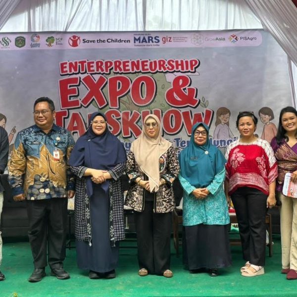 Dari Desa untuk Indonesia Emas 2045: Perempuan Lutim Pamer Karya di Women Entrepreneurship Expo