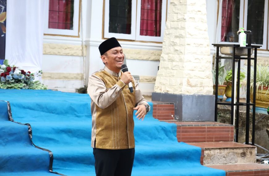 Safari Ramadan di Malili, Bupati Irwan Dorong OPD Percepat Akses Bantuan Pusat