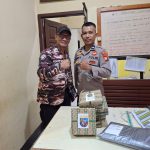 Berbagi Takjil Di Bulan Suci Ramadhan, FKPPI Rayon Nuha PC.XIX-23 Lutim