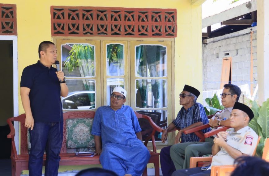 Bupati Irwan Pastikan Bantuan Perbaikan Rumah Korban Puting Beliung Segera Tersalur