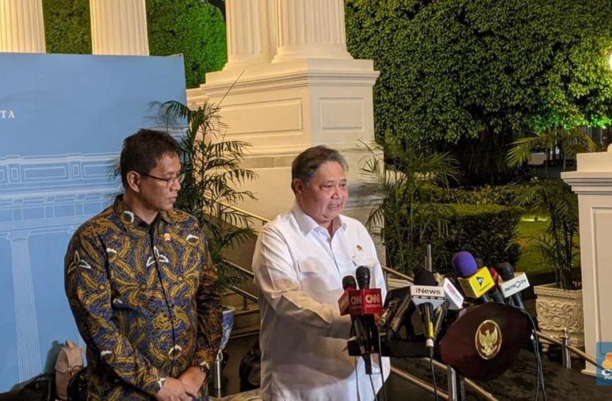 Prabowo panggil Airlangga dan Purbaya