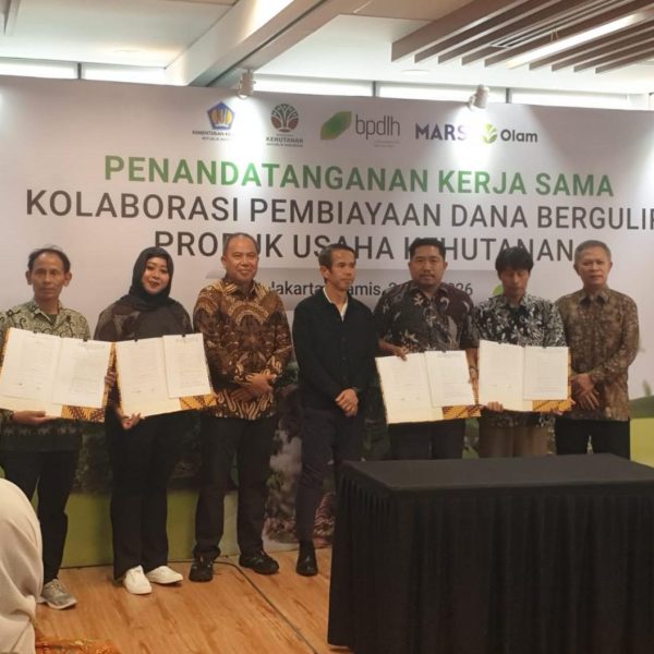 Sekda Lutim Saksikan Penandatanganan Kerja Sama BPDLH–Mars, Dorong Pembiayaan Hijau untuk Petani Kakao