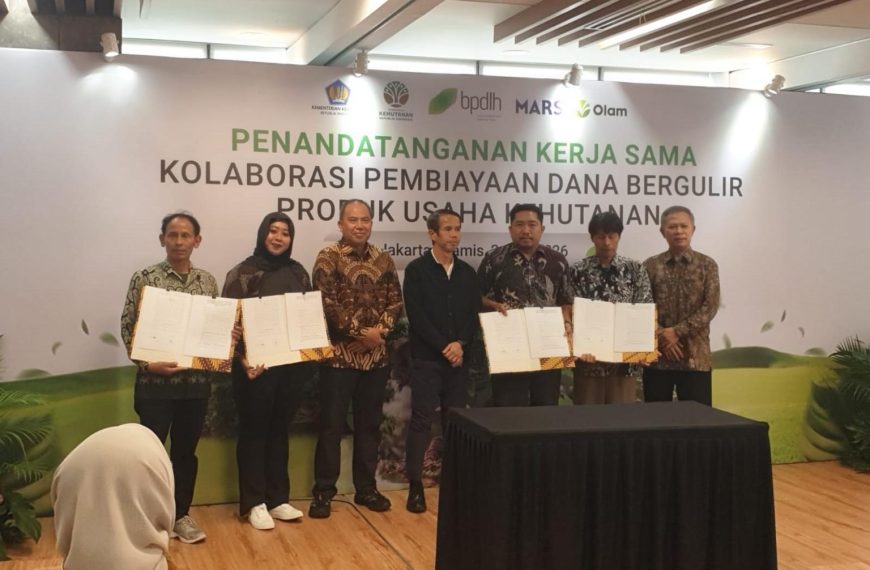 Sekda Lutim Saksikan Penandatanganan Kerja Sama BPDLH–Mars, Dorong Pembiayaan Hijau untuk Petani Kakao