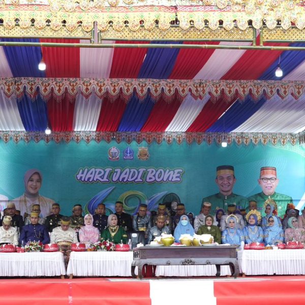 Pemkab Luwu Timur Hadiri Puncak Hari Jadi Bone ke-696