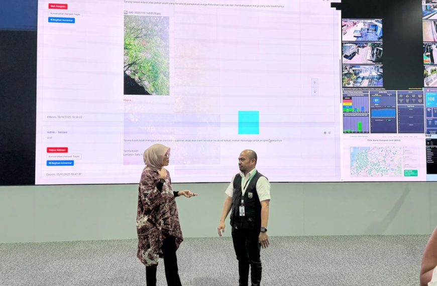 Matangkan Peluncuran Aplikasi Aduan dan Layanan Darurat 112, Kominfo Lutim Kunjungi War Room Kota Makassar