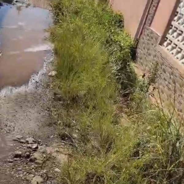 BANJIR RENDAM BEBERAPA PEMUKIMAN WARGA PERUMAHAN NINDA KENZU DESA MATOMPI