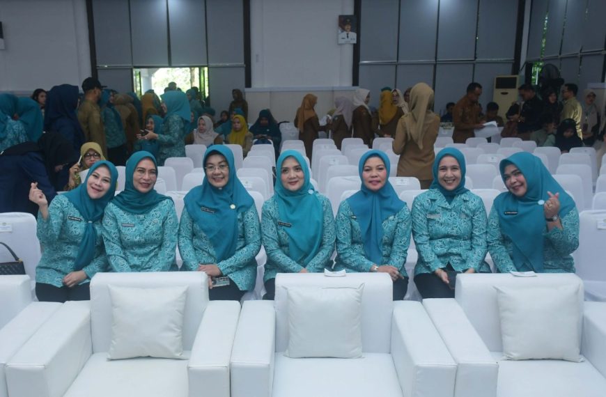Komitmen Lindungi Anak, Ketua TP PKK Lutim Ikut Monev Imunisasi di Gowa