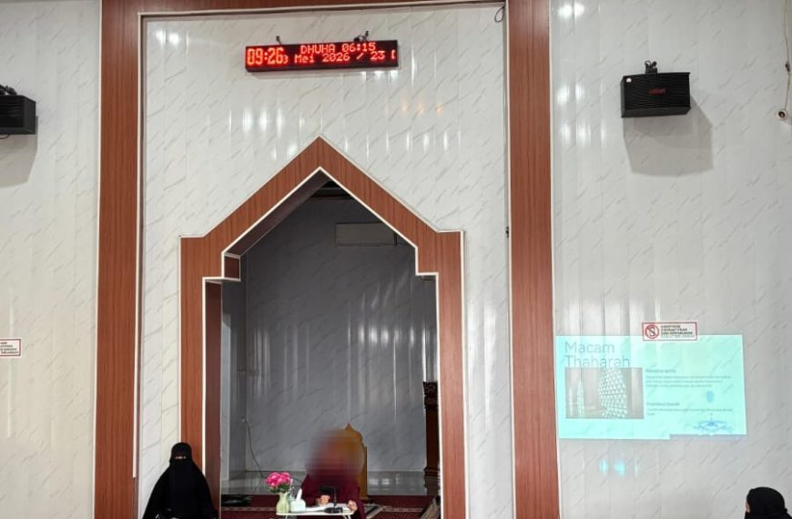 Masjid Al- Musafir  Wawondula Majelis Taklim Wahda Islamiyah adakan kegiatan Kajian TUNTUNAN THAHARAH & SHALAT SERI 1