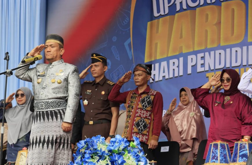 Momentum Hardiknas 2026, Bupati Irwan Dorong Peningkatan Pelayanan Pendidikan di Luwu Timur