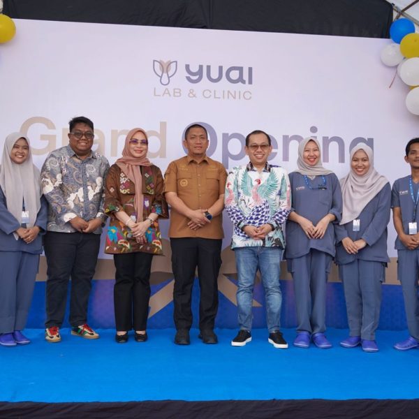 Resmikan Klinik Yuai Lab & Clinic, Bupati Irwan: Akses Kesehatan Makin Dekat