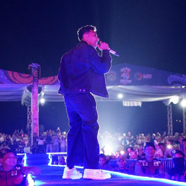 Spektakuler! Juan Reza Sukses Guncang Panggung Malam Hiburan Artis